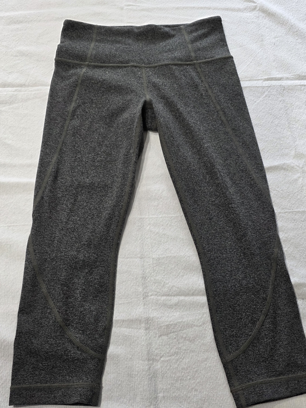 Athleta Dark Gray Heather Cropped Leggings